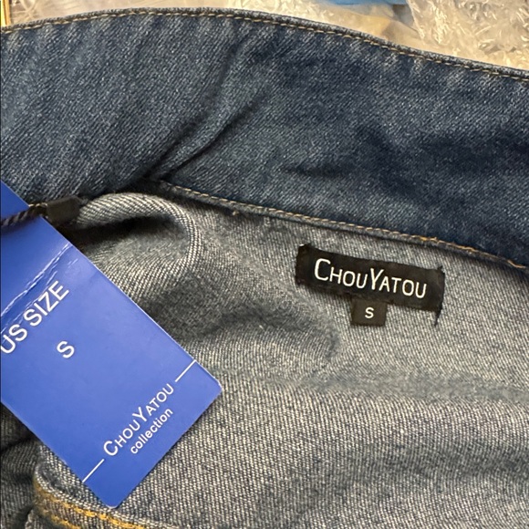 Denim Dress/Coat. Long. Size Small. Bracelet length sleeves. Side pockets 
NWT - Picture 5 of 8